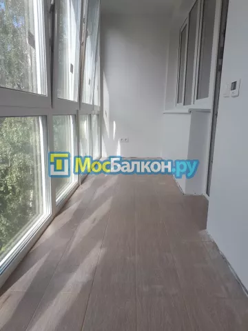 Панорамное остекление заказать под ключ по выгодной цене в Реутове от компании МосБалкон