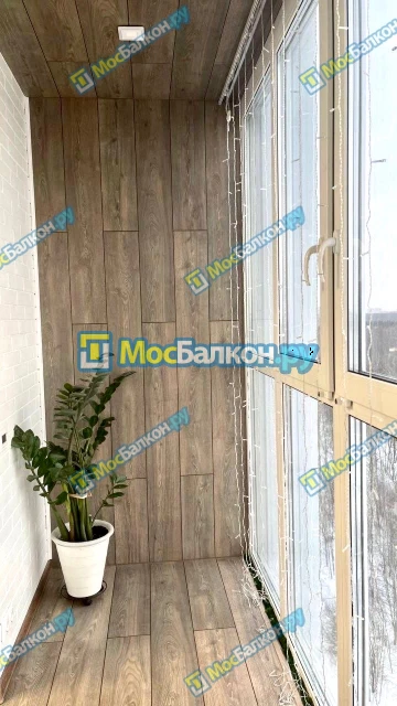 Панорамное остекление заказать под ключ по выгодной цене в Реутове от компании МосБалкон