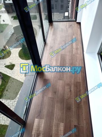 панорамное остекление балкона алюминием
