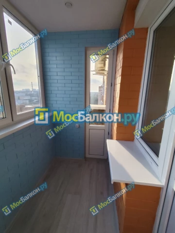 Услуги и дополнительные опции для остекления балконов от компании МосБалкон в Москве