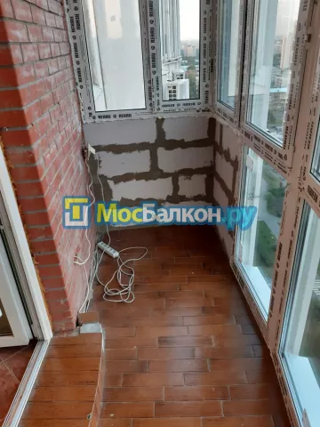 Панорамное остекление заказать под ключ по выгодной цене в Реутове от компании МосБалкон