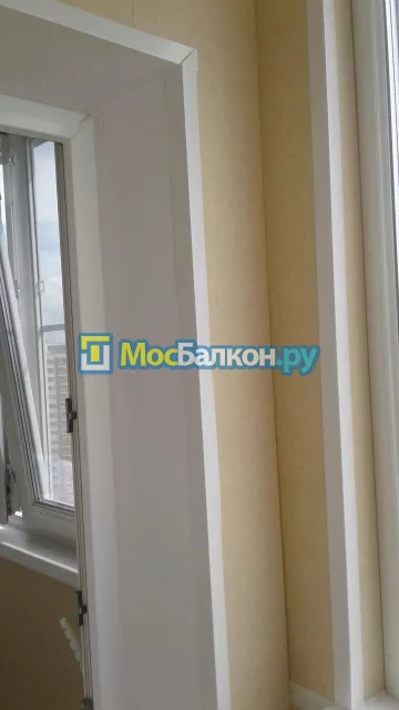 Отделка балкона и лоджии пластиковыми ПВХ панелями в Реутове от компании МосБалкон