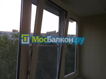 Отделка балкона и лоджии пластиковыми ПВХ панелями в Реутове от компании МосБалкон