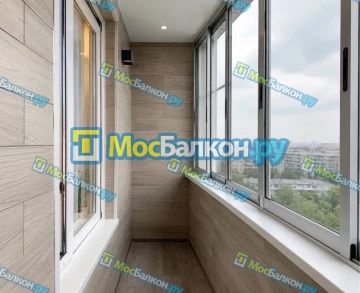 Отделка балконов ламинатом в Москве цены под ключ от МосБалкон