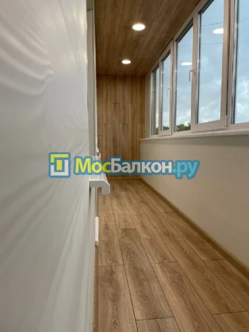 Заказать балкон в Реутове цена от 1320 руб | Остекление балконов и лоджий МосБалкон