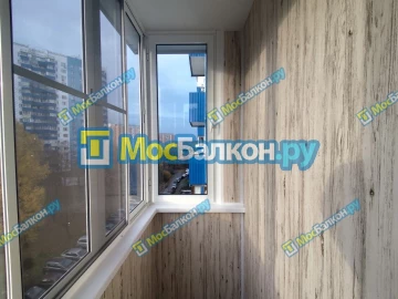 Отделка балкона и лоджии пластиковыми ПВХ панелями в Реутове от компании МосБалкон