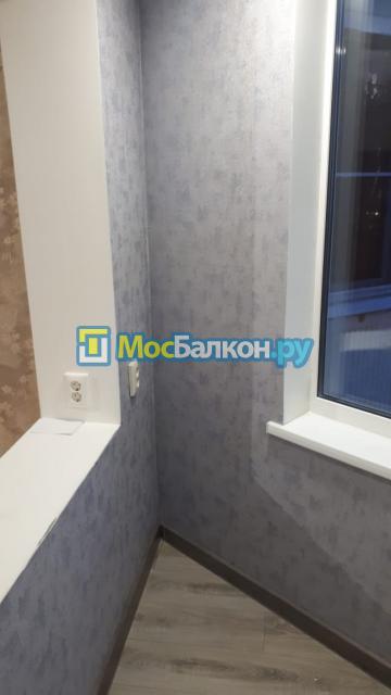 Остекление балкона с утеплением и отделкой +  покраской стен