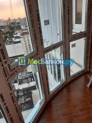 Панорамное остекление заказать под ключ по выгодной цене в Реутове от компании МосБалкон