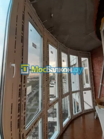 Панорамное остекление заказать под ключ по выгодной цене в Реутове от компании МосБалкон